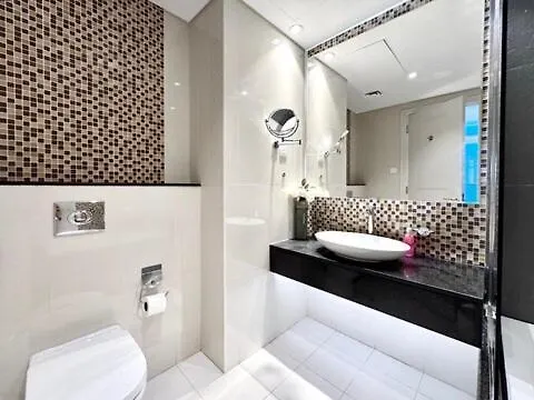 Homes2Retreat - Stylish 2Br Apartment In Prime Downtown Spot Dubai 0*,